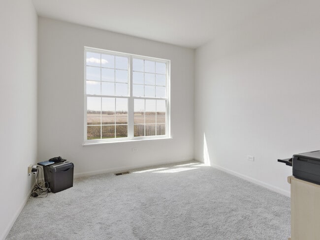 Building Photo - 1812 Empress Dr