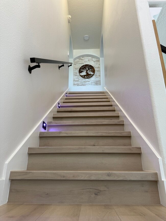 Building Photo - 5380 Oakbourne Ave