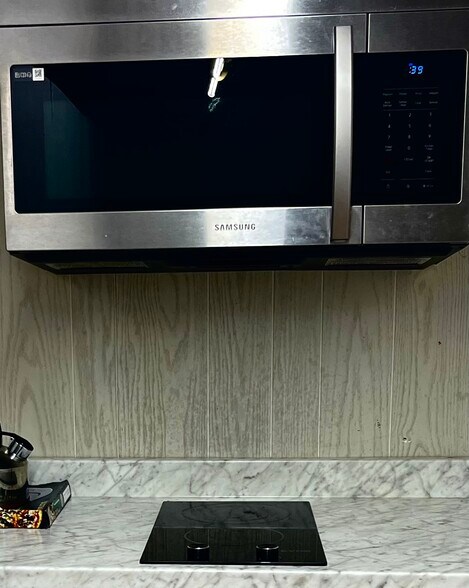 Building Photo - 1549 Lake Koinonia Dr