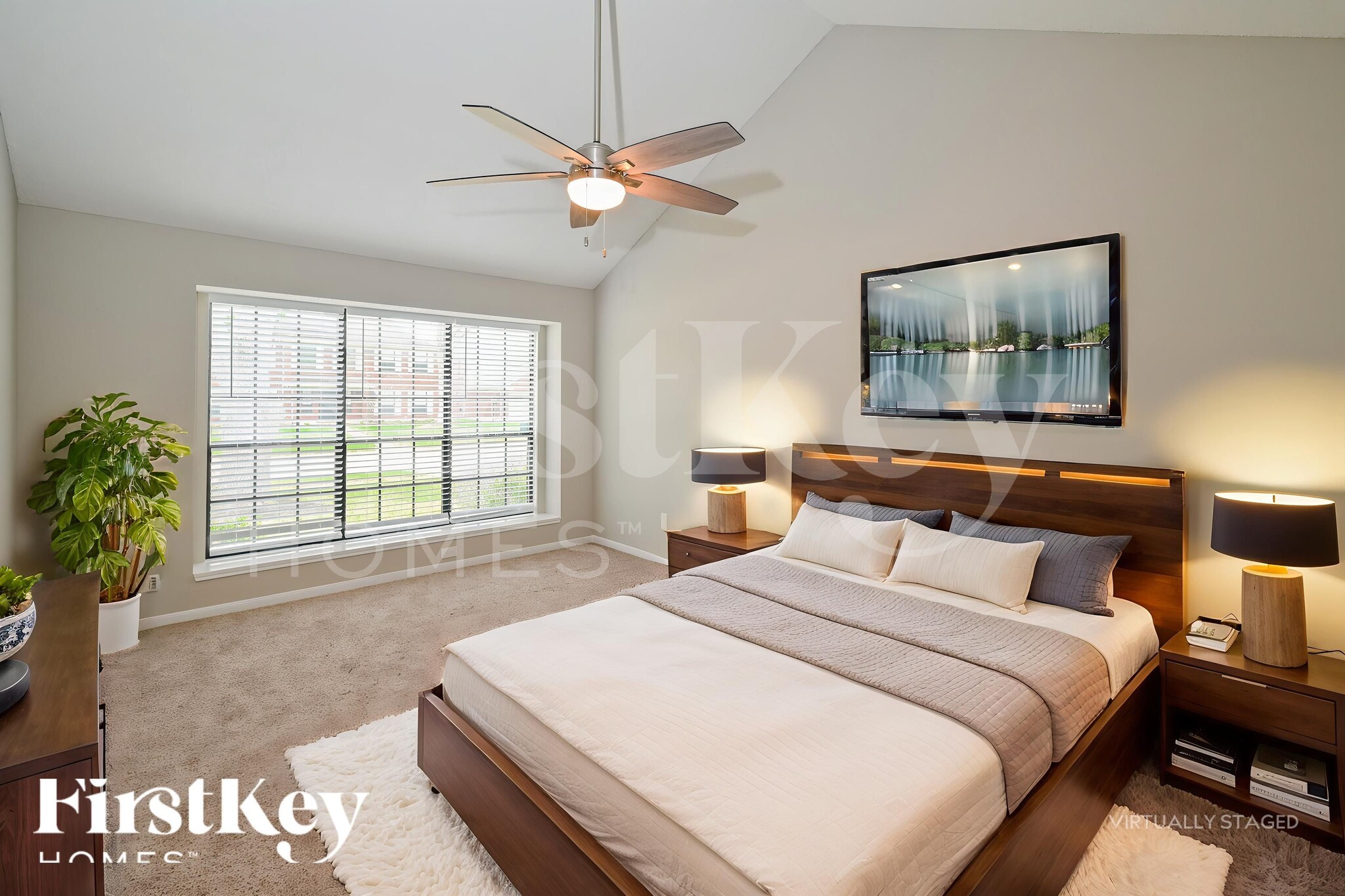 Building Photo - 2017 Spinnaker Dr