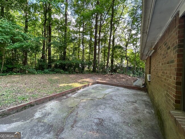 Building Photo - 105 Meadowbrook Ct