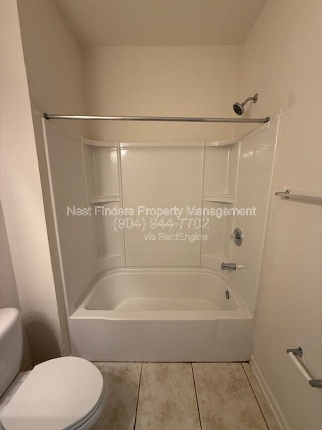 Building Photo - 4990 Key Lime Dr