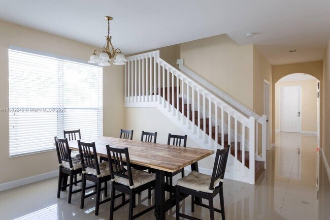 Building Photo - 17065 SW 94th Terrace