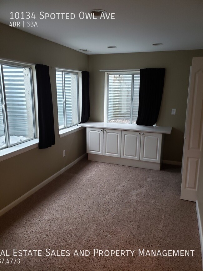 Building Photo - Highlands Ranch