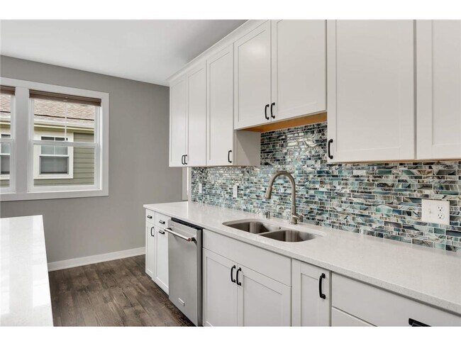 Building Photo - 15590 Duck Trail Ln