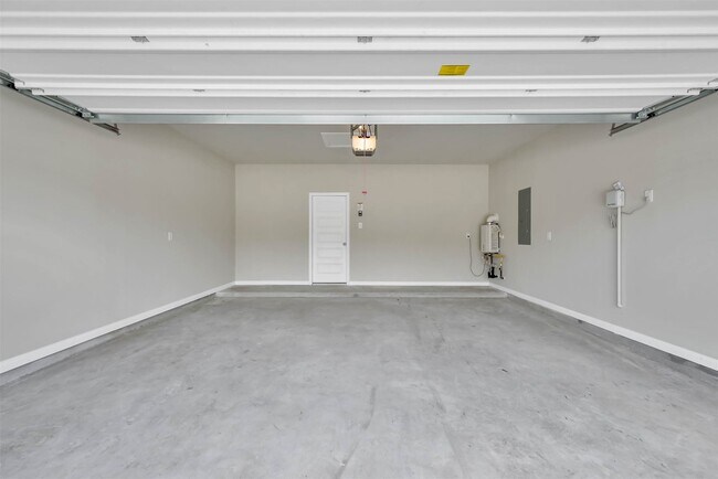 Building Photo - 213 Harper Ridge Dr