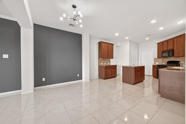 Building Photo - 5116 Dartmoor Ridge Trail