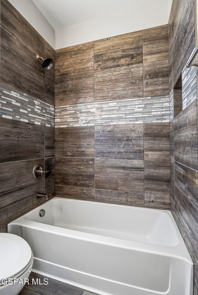 Building Photo - 4717 Christian Azcarate St