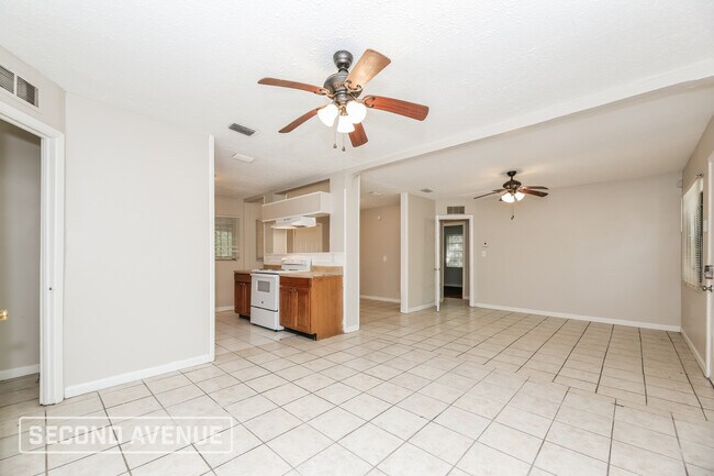 Building Photo - 4157 McMillan Cir