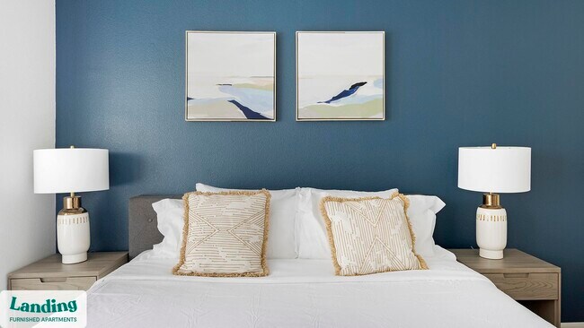 Building Photo - 1000 Henderson St