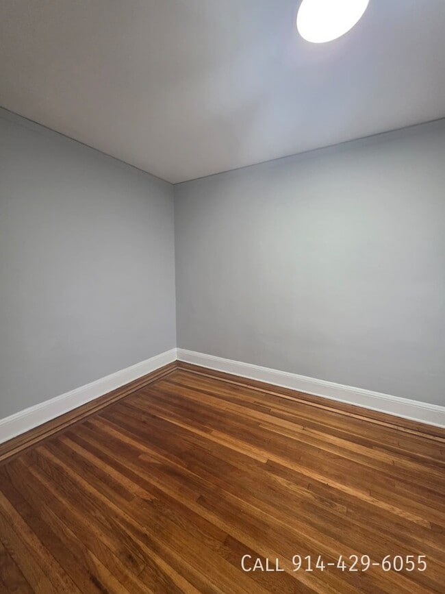 Building Photo - 30 Cliff St