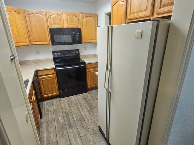 Building Photo - 3609 W Northgate Dr