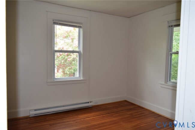 Building Photo - 301 W 30th St