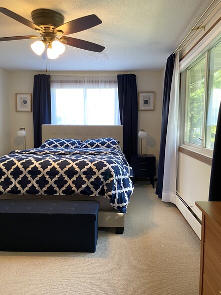 Building Photo - 1475 Sheldon St