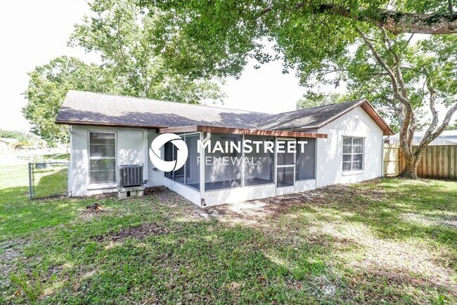 Building Photo - 3 Bedroom Pet-Friendly Home in New Port Richey, FL with Main Street Renewal