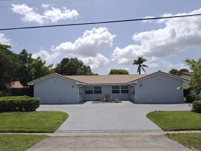 Building Photo - 3731 NW 110th Ave