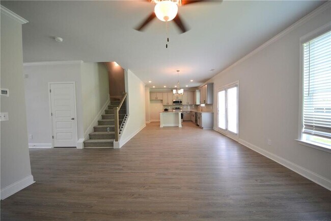 Building Photo - 7243 Millbrae Walk