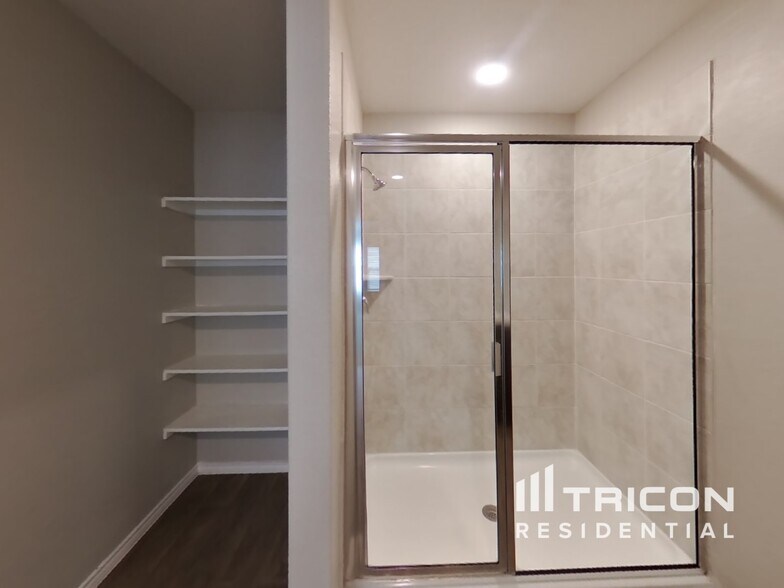 Building Photo - 3311 Angus Crossing