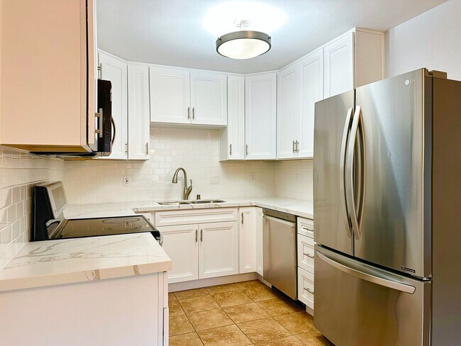 Building Photo - Beautiful home in Linda Vista across from USD