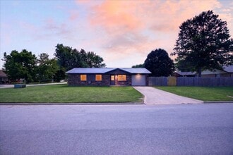 Building Photo - 2508 Purdue Cir
