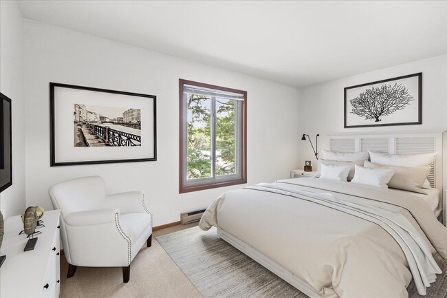 Interior Photo - Morgie Associates LLC (Dousman Apartments)
