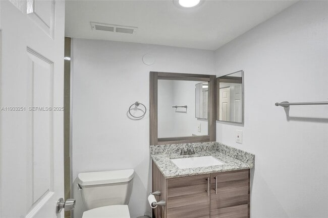 Building Photo - 701 NW 19th St