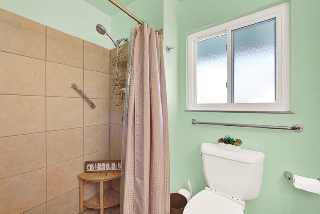 Building Photo - 162 Isle Royale Cir