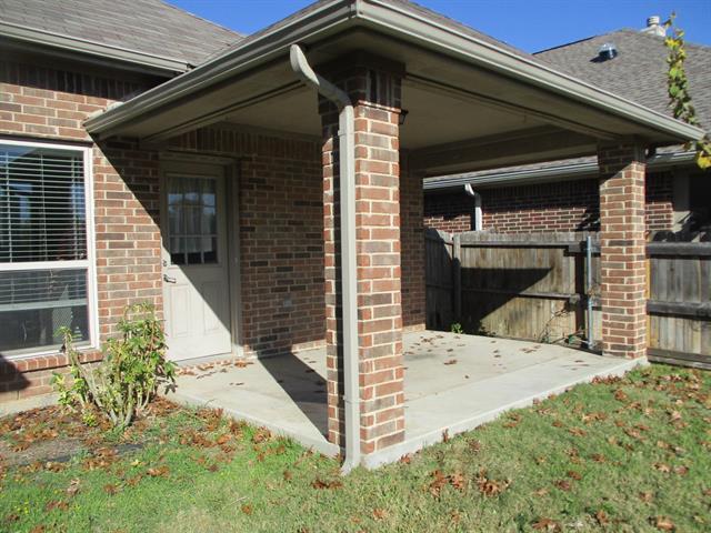 Building Photo - 4028 Twin Creeks Dr