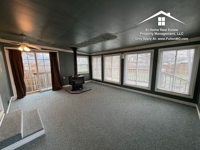 Building Photo - 1803 N School Blvd