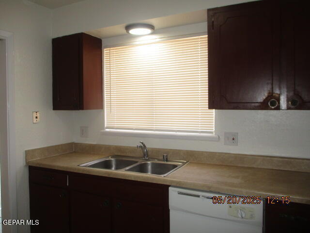 Building Photo - 6817 Escondido Dr