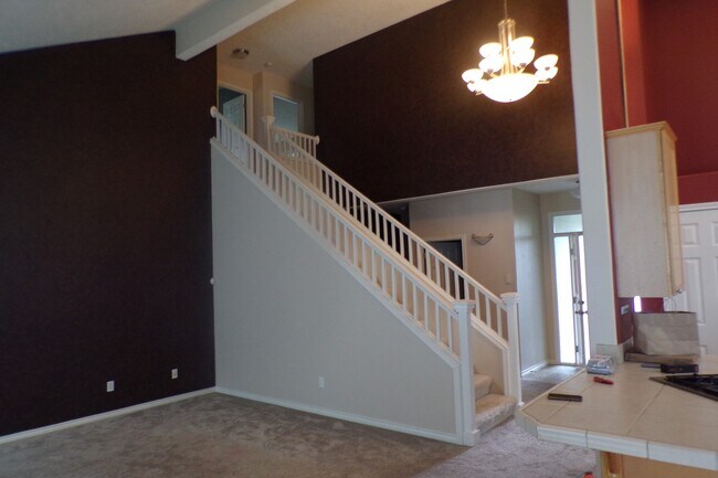 Building Photo - 15311 SE Bybee Dr