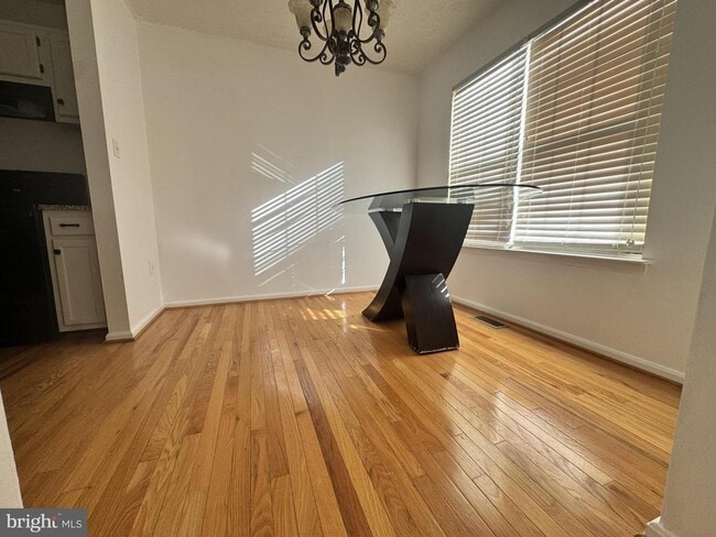 Building Photo - 16318 Brooktrail Ct