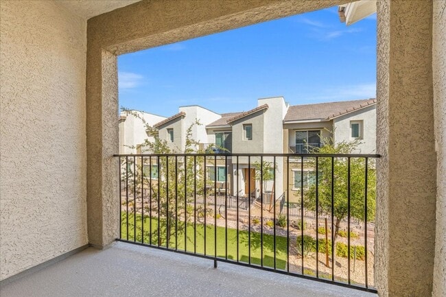 Building Photo - Resort-Style Living at Watercolors – Modern 3bd Townhome with Garage, Balcony & Included Internet