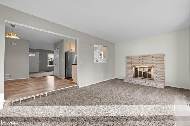 Building Photo - 3043 Heritage Dr