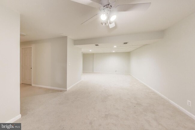 Building Photo - 114 Fordham Dr