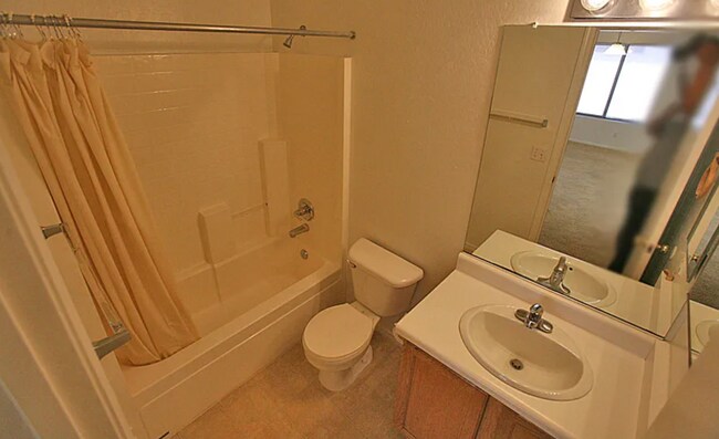 Building Photo - 14933 W Caribbean Ln