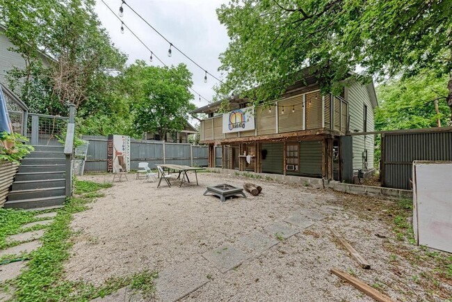 Building Photo - 2834 Salado St