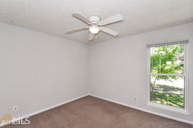 Building Photo - 3 br, 2 bath House - 570 Ramsdale Dr