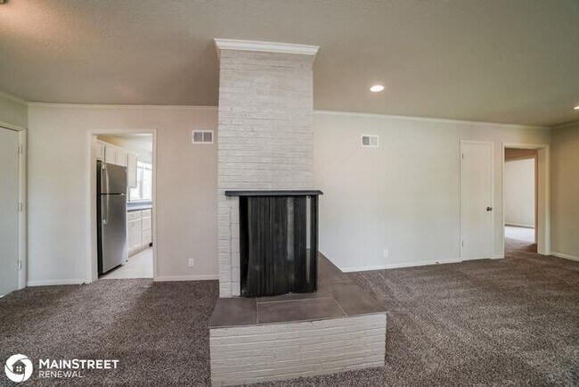 Building Photo - 4909 Norwood Avenue, Kansas City, MO 64133