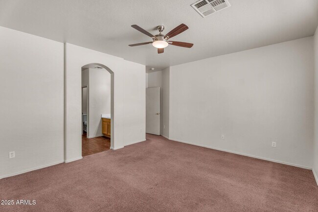 Building Photo - 13644 W San Juan Ave