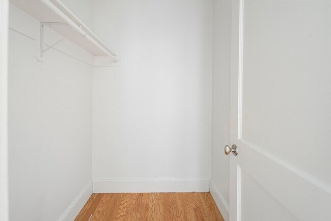 Building Photo - 116-128-128 Rantoul St