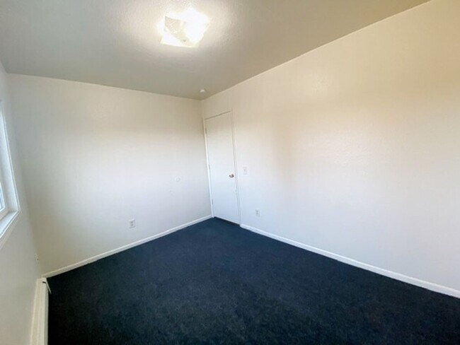 Building Photo - 3934 W 30th Ave