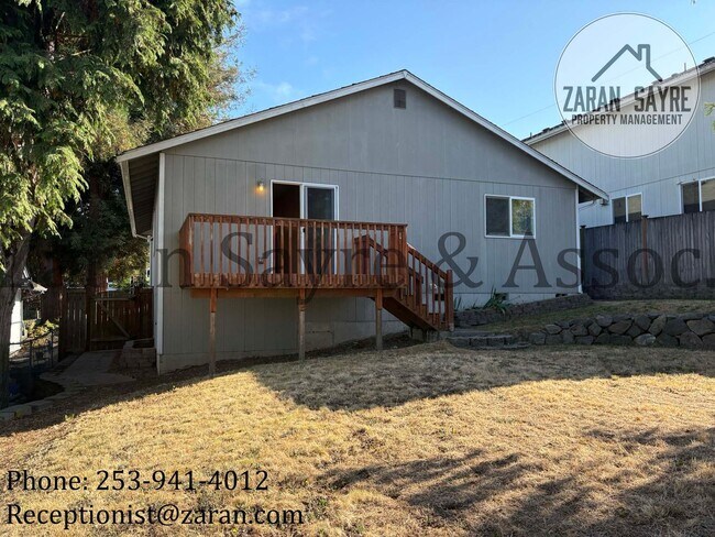 Building Photo - 109- Lovely home on Tacoma's Eastside!