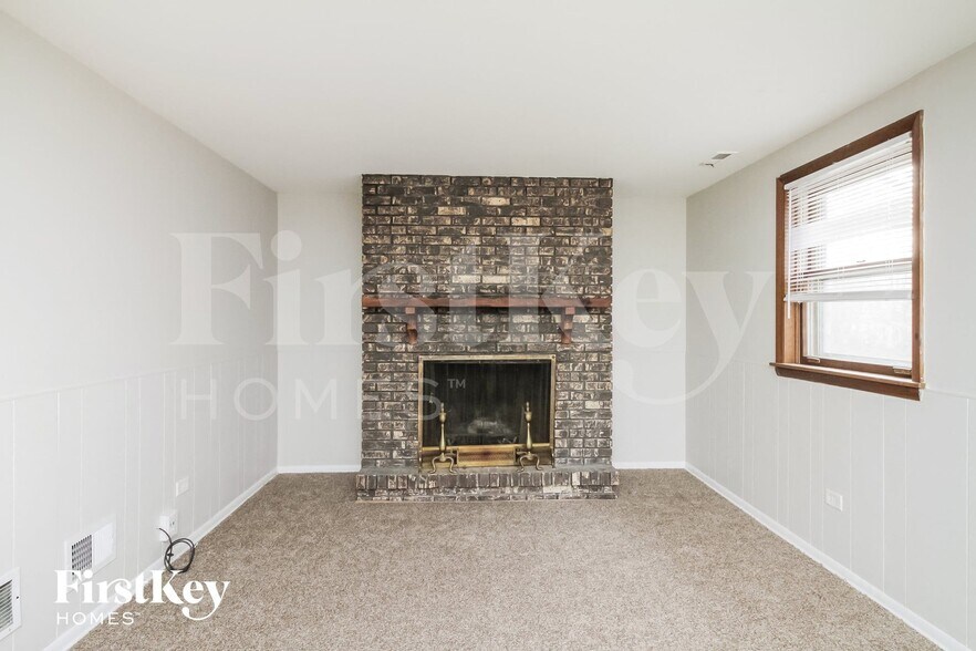 Building Photo - 1253 W 187th St