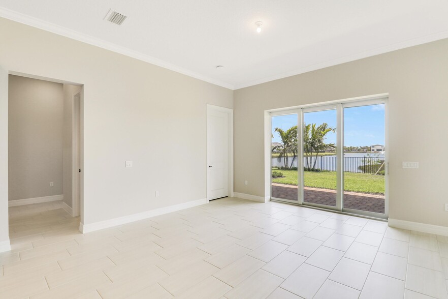Building Photo - 10778 Stellar Cir