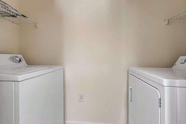 Building Photo - 2917 Tuscany Ct