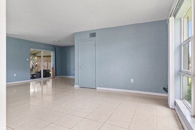 Building Photo - 2596 Starlite Ln