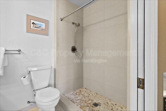 Building Photo - 1757 30th Ave