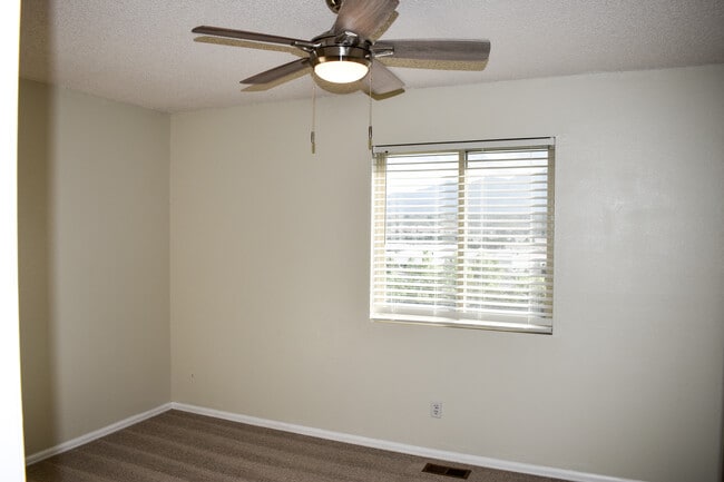 Building Photo - 1426 Territory Trail