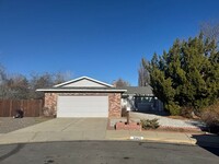 Building Photo - Your Dream Rental Home Awaits in Sparks!